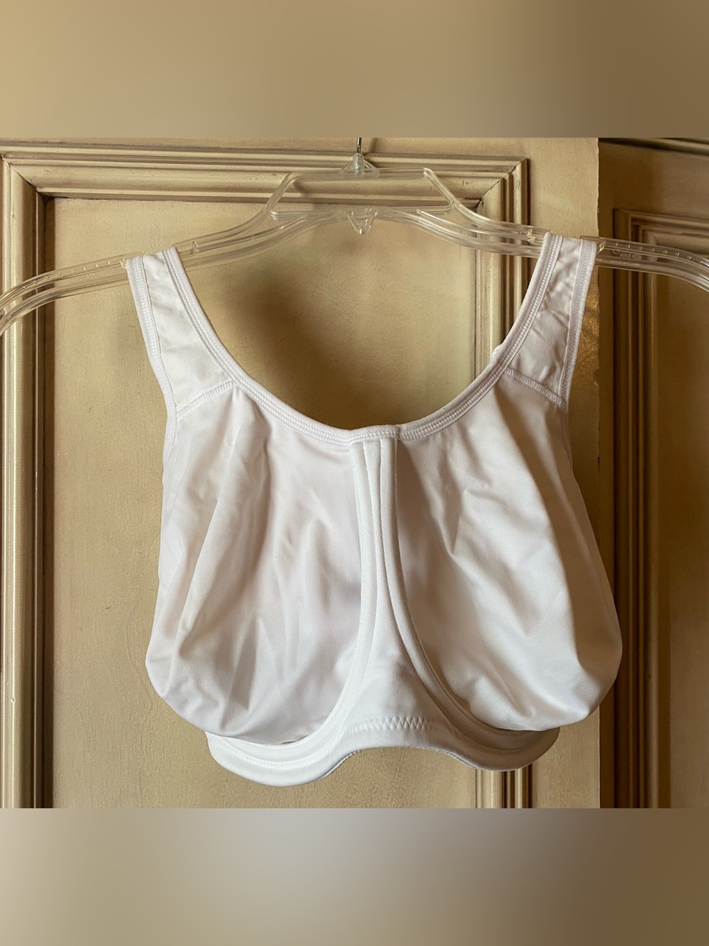 Wacoal White Simone Sport Underwire High Impact Bra 855170 32H